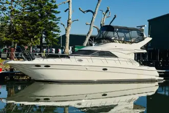 Thumbnail von Sea Ray 400 SEDAN BRIDGE
