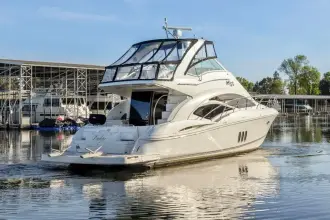 Thumbnail von Cruisers Yachts 447 Sport Sedan