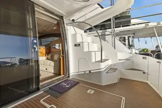 Thumbnail von Cruisers Yachts 447 Sport Sedan