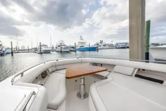 Thumbnail von Boston Whaler 380 Realm