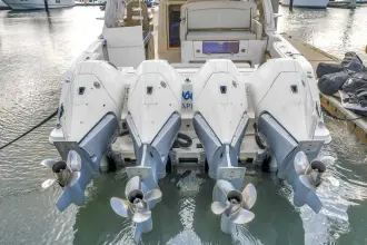 Thumbnail von Boston Whaler 380 Realm