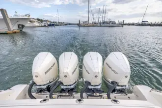 Thumbnail von Boston Whaler 380 Realm