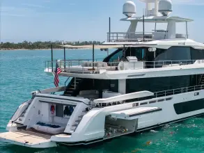 Thumbnail von Azimut 36M Trideck