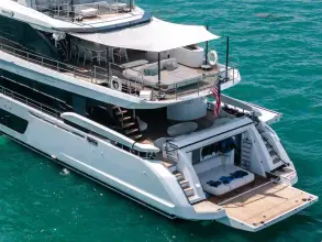 Thumbnail von Azimut 36M Trideck