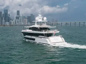 Thumbnail von Azimut 36M Trideck