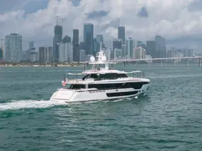 Thumbnail von Azimut 36M Trideck