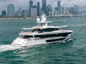 Thumbnail von Azimut 36M Trideck