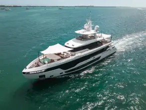 Thumbnail von Azimut 36M Trideck