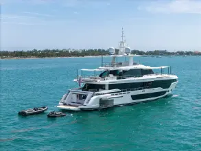Thumbnail von Azimut 36M Trideck