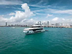 Thumbnail von Azimut 36M Trideck