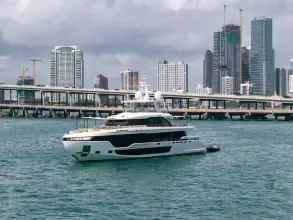 Thumbnail von Azimut 36M Trideck