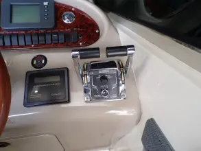 Thumbnail von Sea Ray 410 Express Cruiser