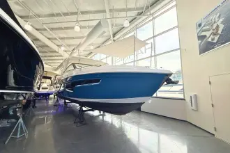 Cruisers Yachts 34 GLS