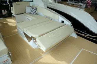Thumbnail von Cruisers Yachts 34 GLS