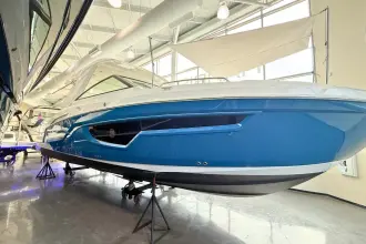 Thumbnail von Cruisers Yachts 34 GLS