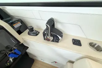 Thumbnail von Cruisers Yachts 34 GLS