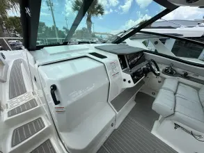 Thumbnail von Sea Ray 320 Sundancer Outboard