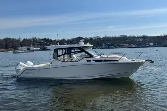Boston Whaler 325 Conquest