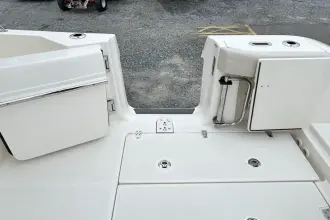 Thumbnail von Boston Whaler 325 Conquest