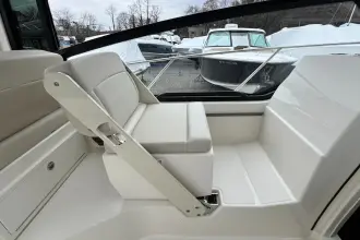 Thumbnail von Boston Whaler 325 Conquest