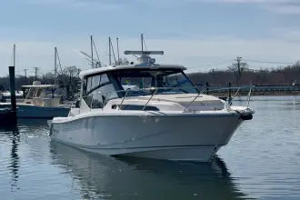 Thumbnail von Boston Whaler 325 Conquest
