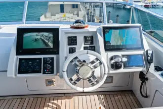 Thumbnail von Azimut 85
