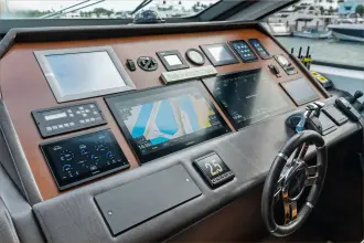 Thumbnail von Azimut 85