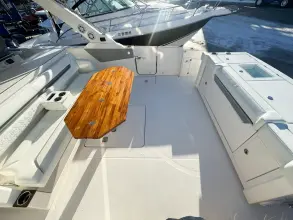 Thumbnail von Tiara Yachts 43LS