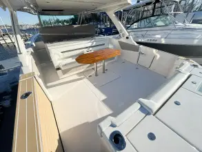 Thumbnail von Tiara Yachts 43LS