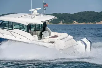 Thumbnail von Tiara Yachts 43LE