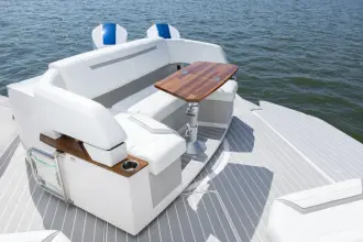 Thumbnail von Tiara Yachts 43LE