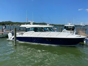 Thumbnail von Tiara Yachts 43LE