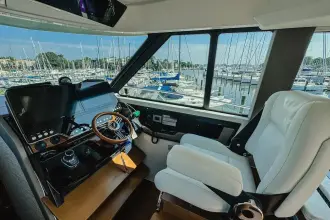 Thumbnail von Tiara Yachts 43LE