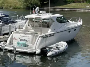 Thumbnail von Tiara Yachts 43 Sovran