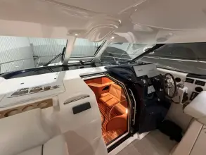 Thumbnail von Tiara Yachts 43 Sovran