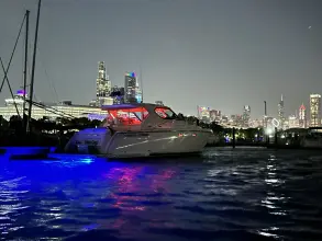 Thumbnail von Tiara Yachts 43 Sovran