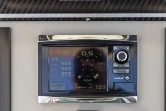 Thumbnail von Boston Whaler 350 Outrage