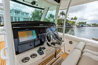 Thumbnail von Boston Whaler Powerplay 350
