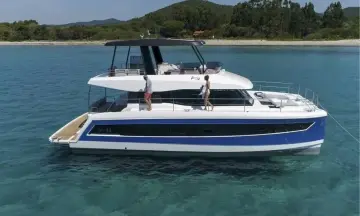 Thumbnail von Fountaine Pajot MY 44 A New Hope