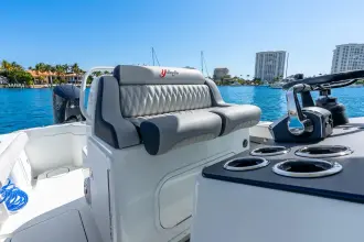 Thumbnail von Yellowfin 29 Offshore