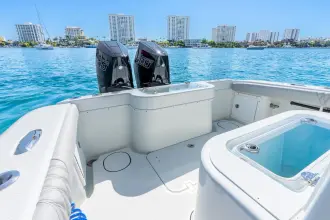 Thumbnail von Yellowfin 29 Offshore