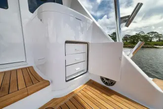 Thumbnail von Viking 72 Convertible LADY SURFBUM