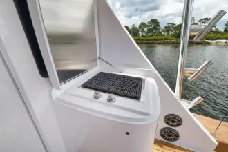Thumbnail von Viking 72 Convertible LADY SURFBUM