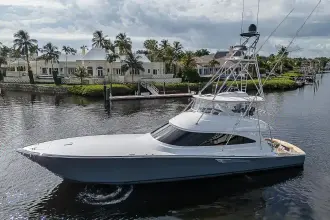 Thumbnail von Viking 72 Convertible LADY SURFBUM