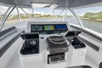 Thumbnail von Viking 72 Convertible LADY SURFBUM