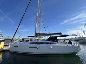 Thumbnail von Jeanneau Sun Odyssey 380 SEFARINA