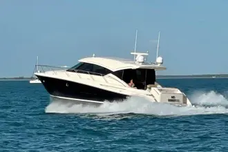 Tiara Yachts 50 Coupe