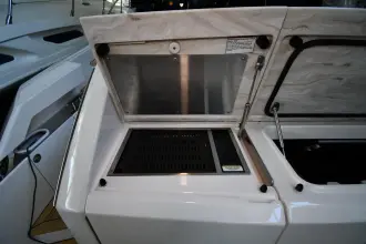 Thumbnail von Tiara Yachts 50 Coupe