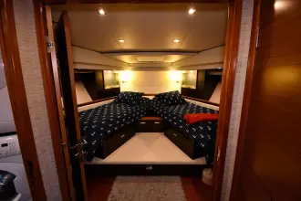 Thumbnail von Tiara Yachts 50 Coupe