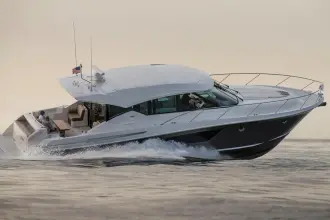 Thumbnail von Tiara Yachts 50 Coupe